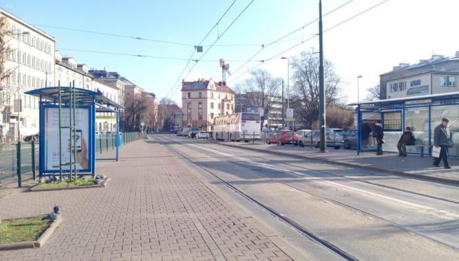 Zmiany na moście Grunwaldzkim zostaną cofnięte. Na ulicy Dietla i Grzegórzeckiej - nie