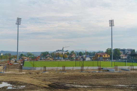 Nowy stadion Sandecji: więcej pytań niż odpowiedzi