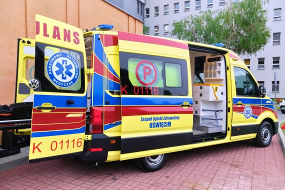 Nowy ambulans ratunkowy dla oświęcimskiego szpitala