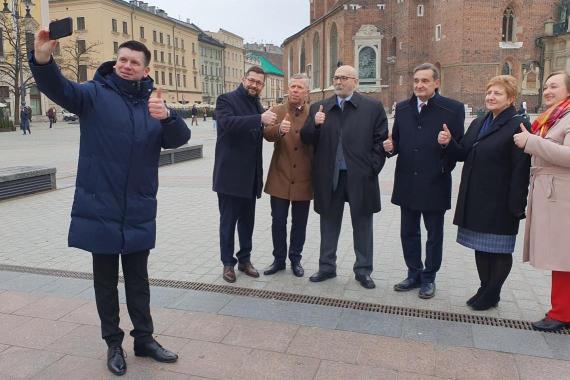 Prawo i Sprawiedliwość przedstawiło oficjalnie kandydatów do sejmiku w okręgu podkrakowskim